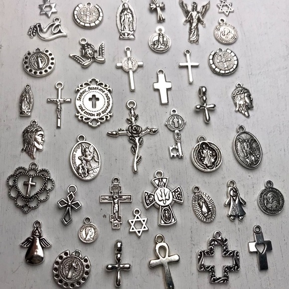40pc Religious Charms Bracelets Keychains DIY Jewelry Making Crafting Lot Bundle - Picture 10 of 12